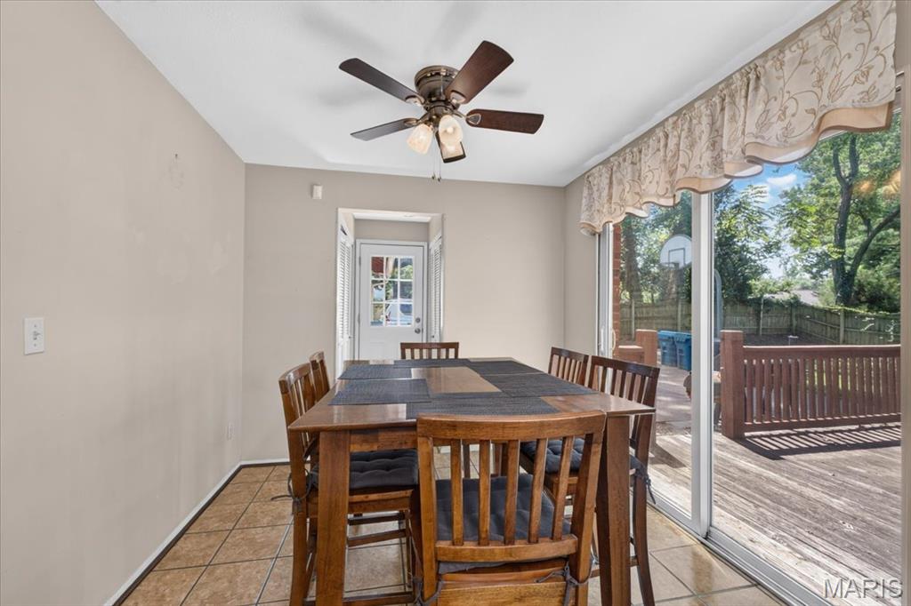 689 Henry Avenue Property Photo 10
