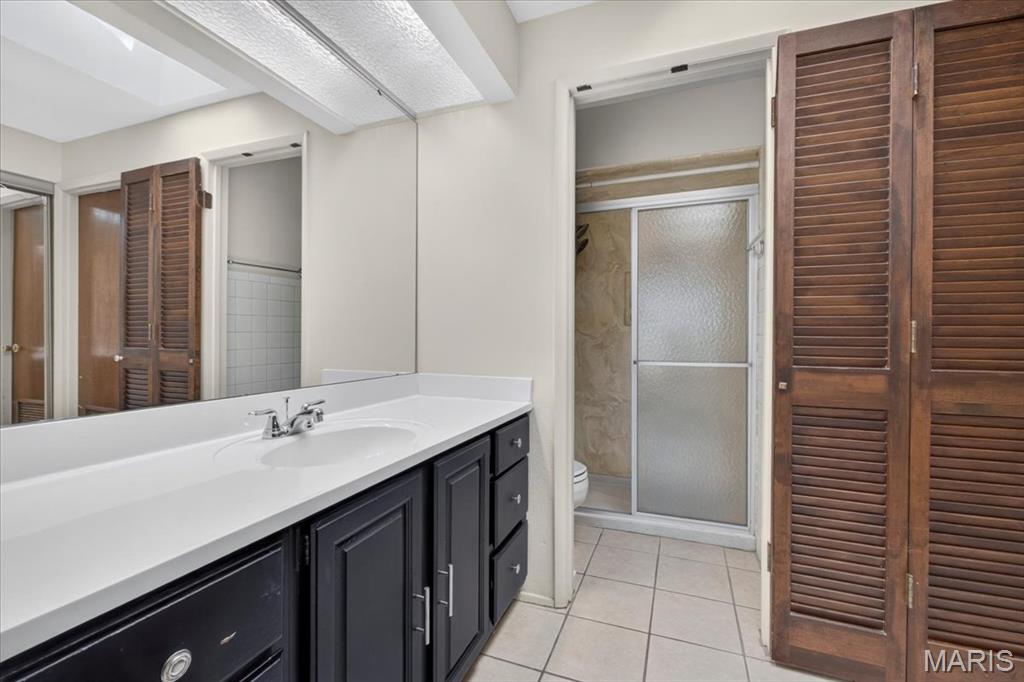 689 Henry Avenue Property Photo 20