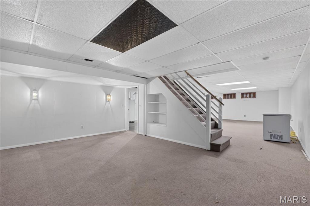 689 Henry Avenue Property Photo 23