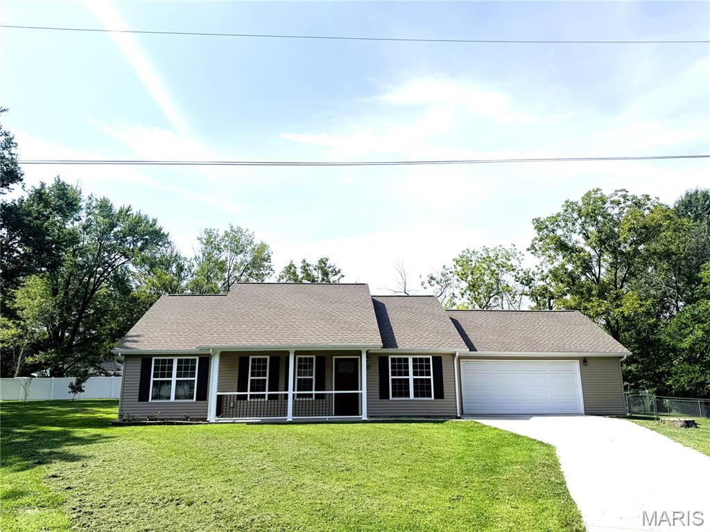 310 W Lion Street