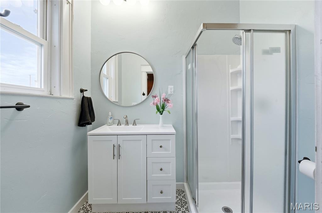 302 Shelby Street Property Photo 11