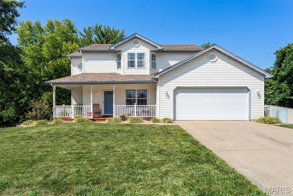 908 Amesbury Court Property Photo 1
