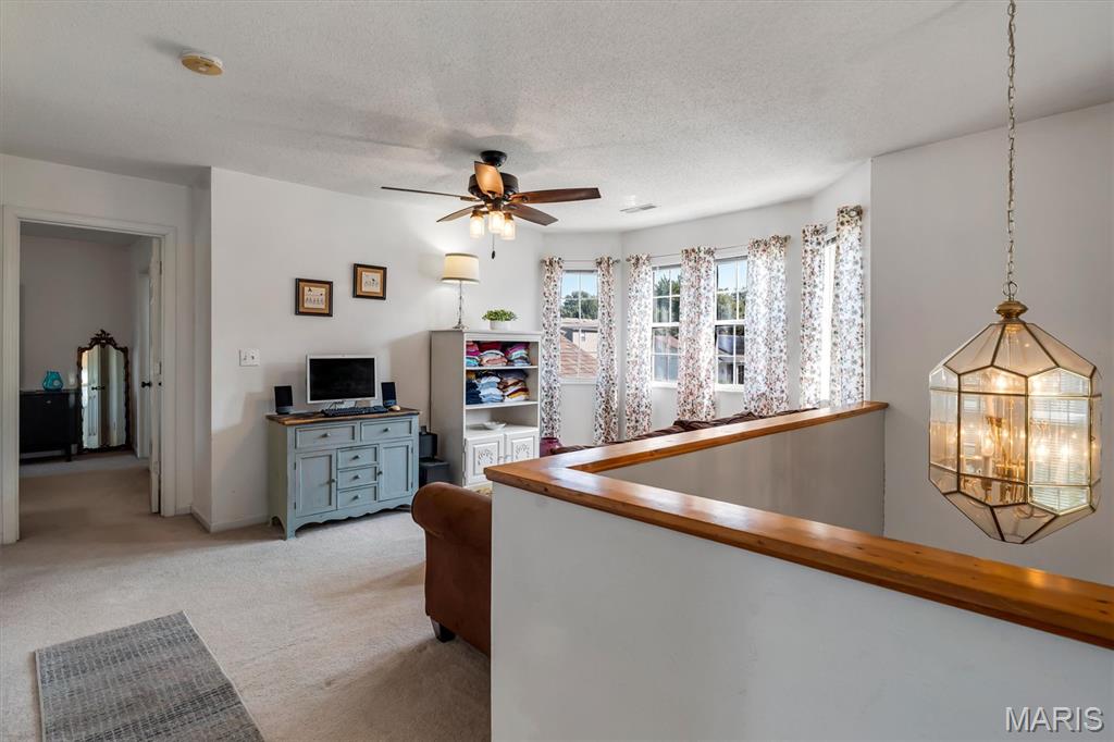 908 Amesbury Court Property Photo 23