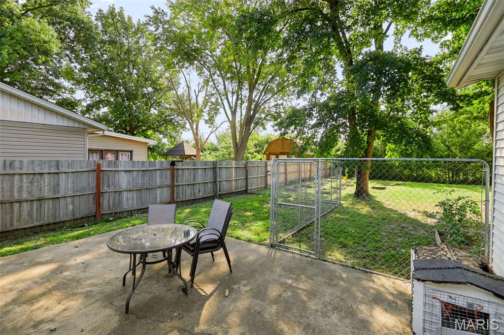515 Mobile Street Property Photo 3