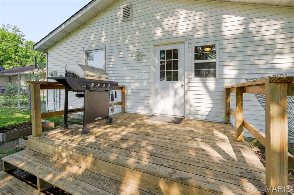 515 Mobile Street Property Photo 5