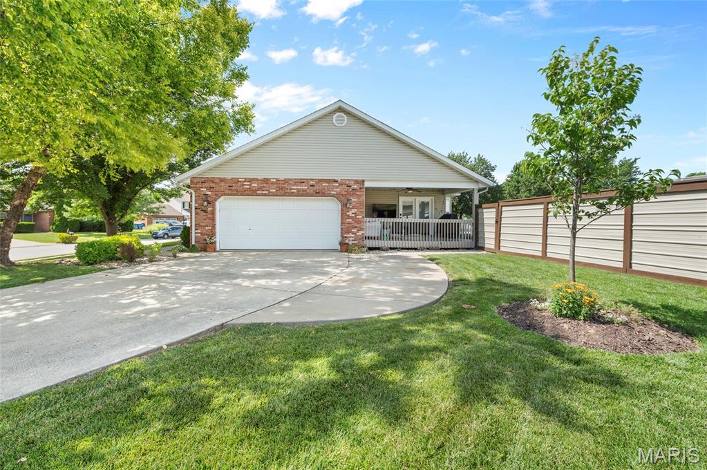 131 Saint Sabre Drive Property Photo 10