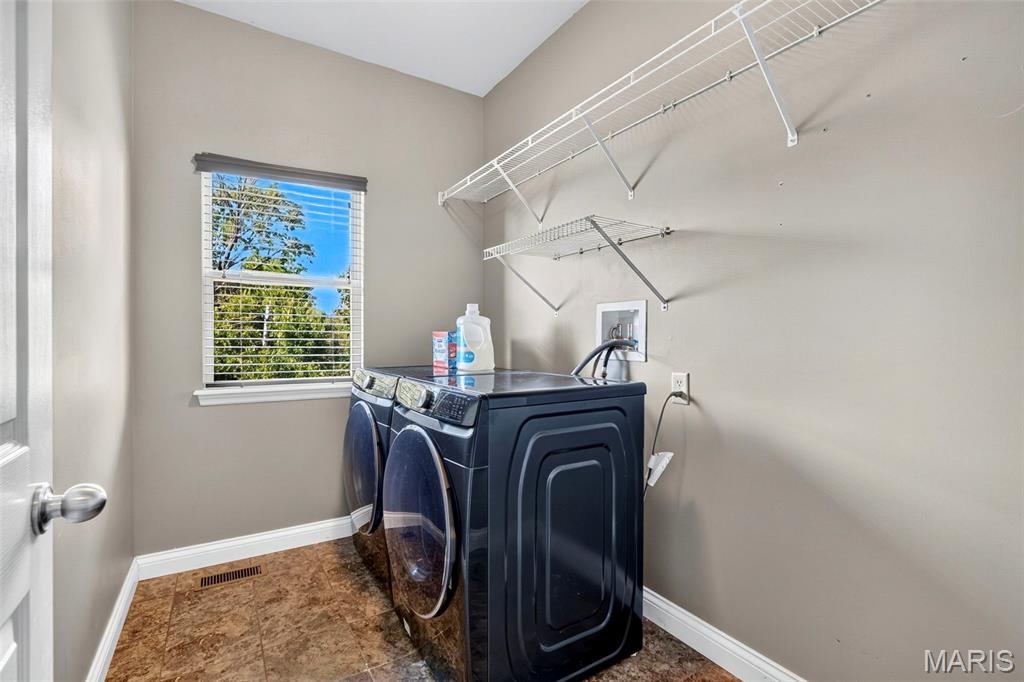 1045 Hawkins Bend Drive Property Photo 29