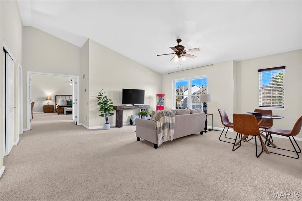 1045 Hawkins Bend Drive Property Photo 32