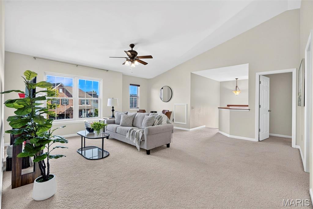 1045 Hawkins Bend Drive Property Photo 33