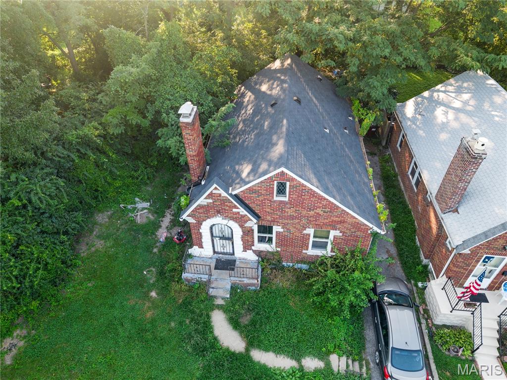 4207 Colonial Avenue Property Photo 2