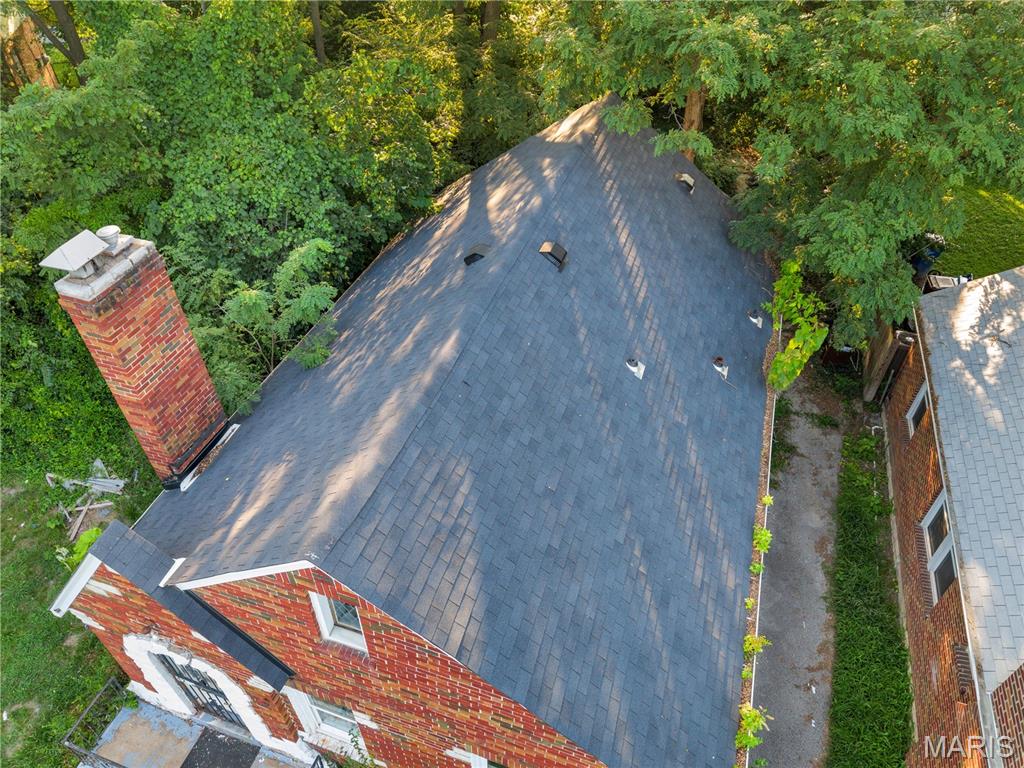 4207 Colonial Avenue Property Photo 3