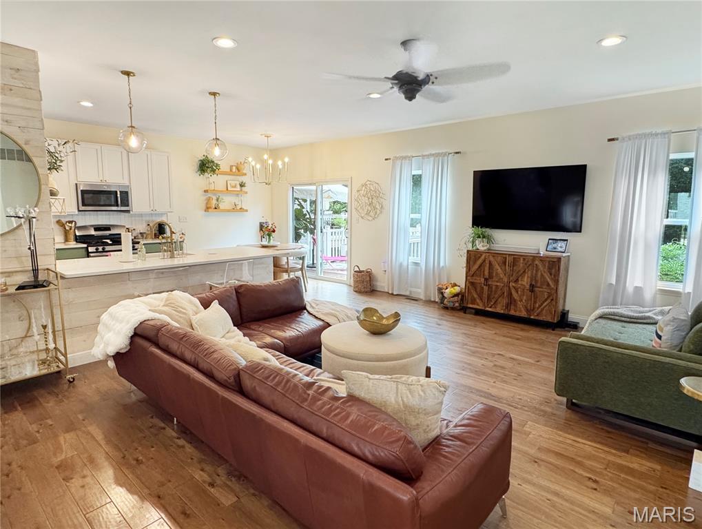 4024 Glengarry Drive Property Photo 2