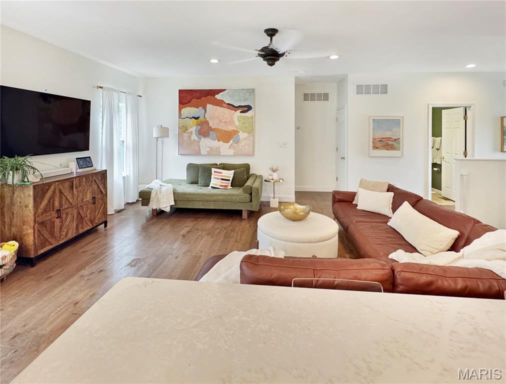 4024 Glengarry Drive Property Photo 10