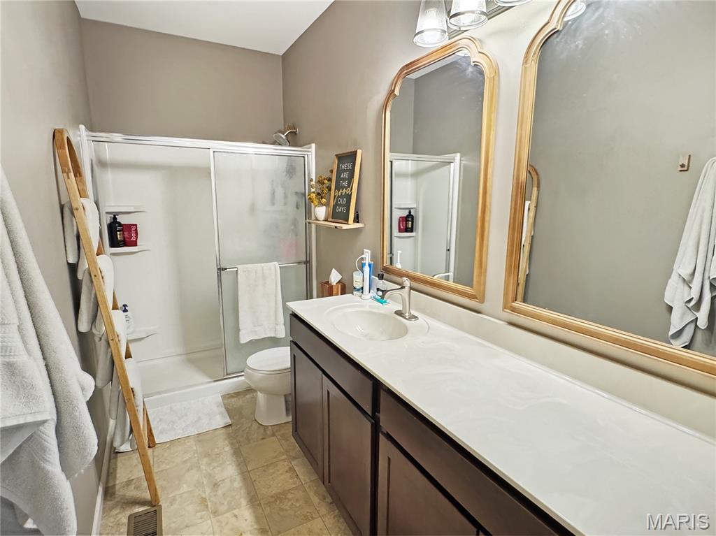 4024 Glengarry Drive Property Photo 34