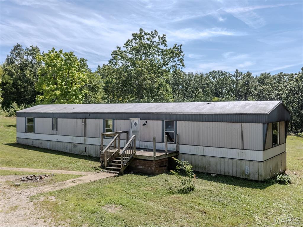 4446 Y Highway Property Photo 1
