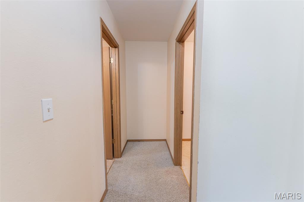 406 E Trades Drive Property Photo 17