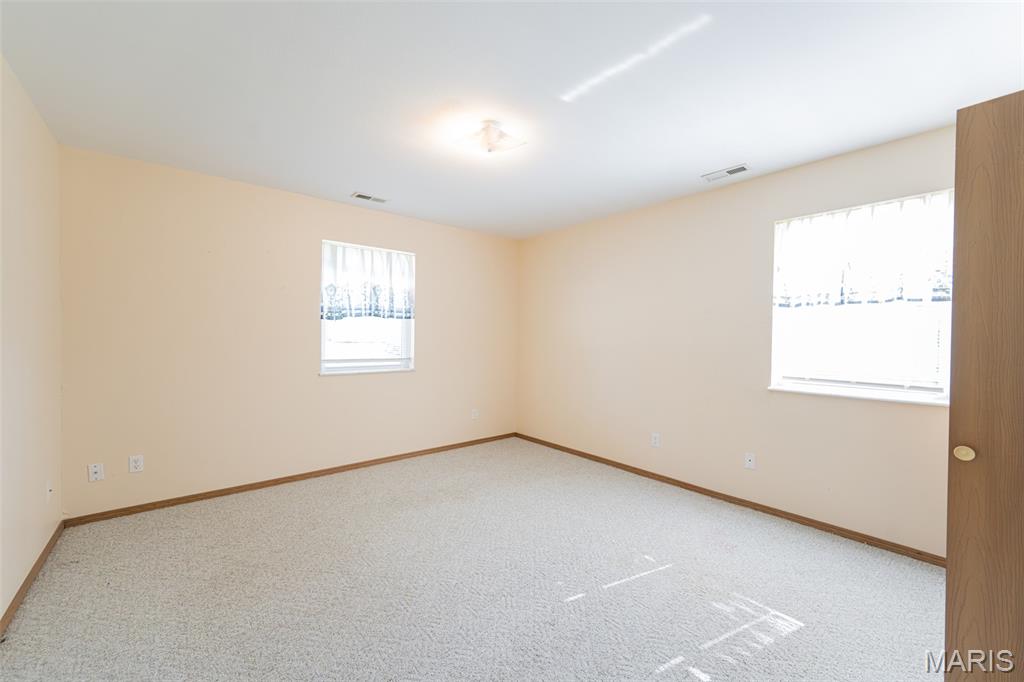 406 E Trades Drive Property Photo 19