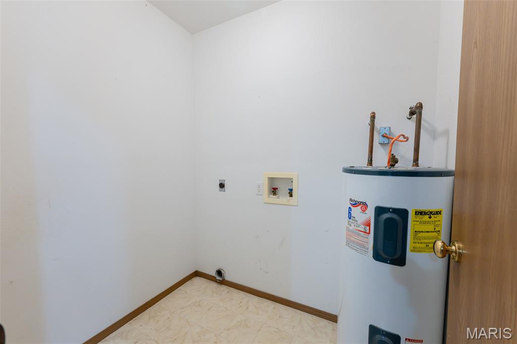 406 E Trades Drive Property Photo 21