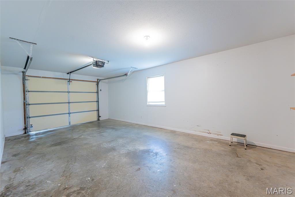 406 E Trades Drive Property Photo 27
