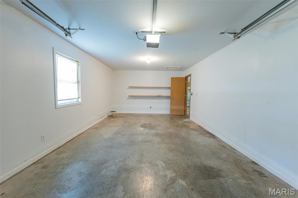 406 E Trades Drive Property Photo 29