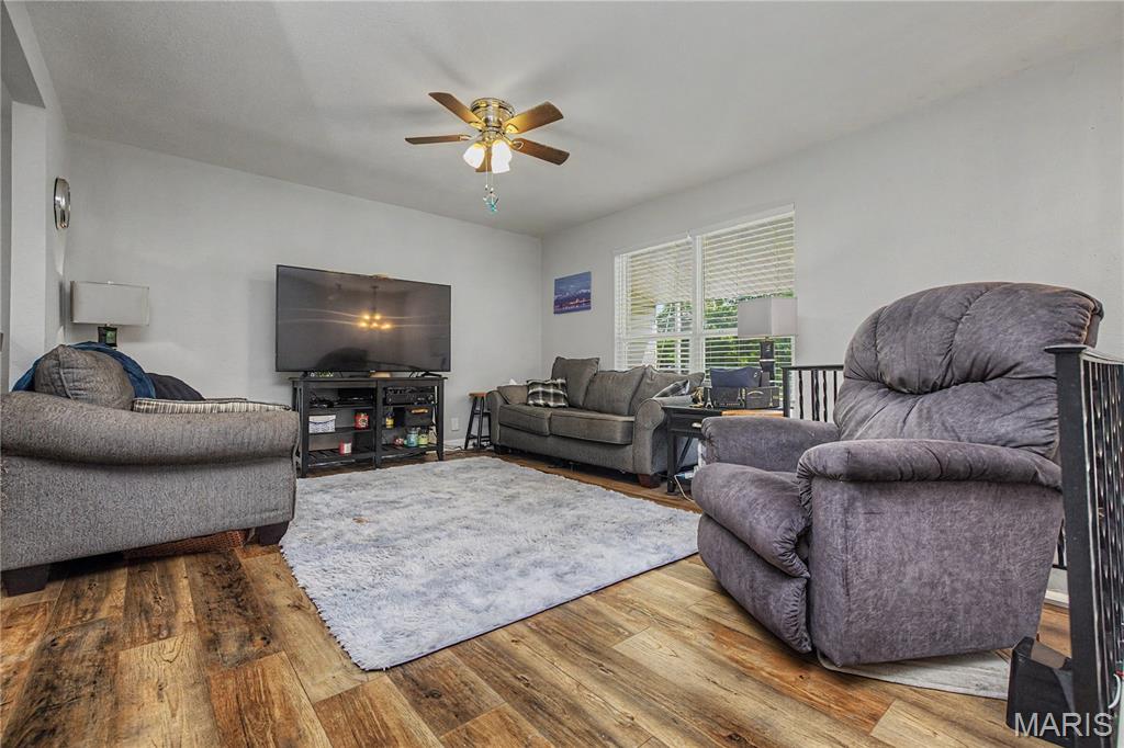 2841 Paula Lane Property Photo 4