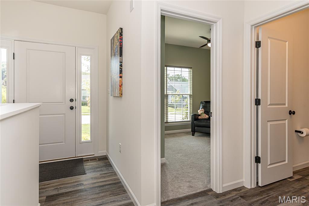 922 Boulder Crest Court Property Photo 4