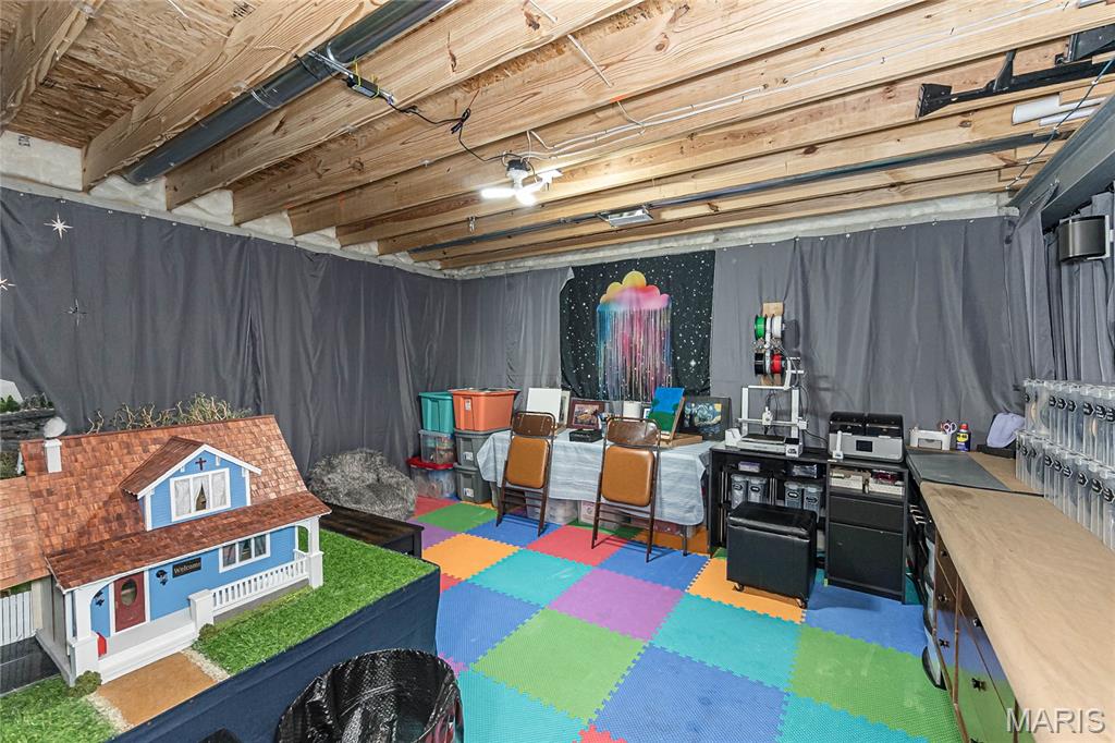 922 Boulder Crest Court Property Photo 35