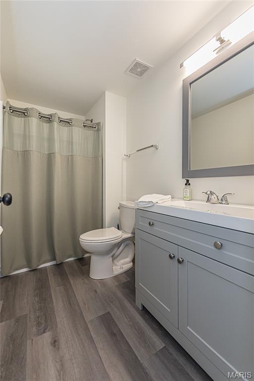922 Boulder Crest Court Property Photo 37