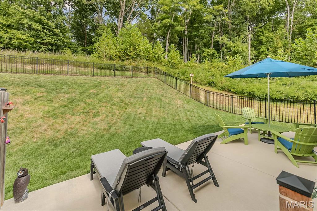922 Boulder Crest Court Property Photo 44