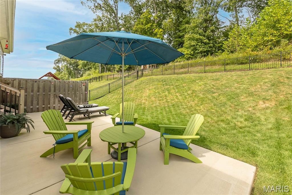 922 Boulder Crest Court Property Photo 45