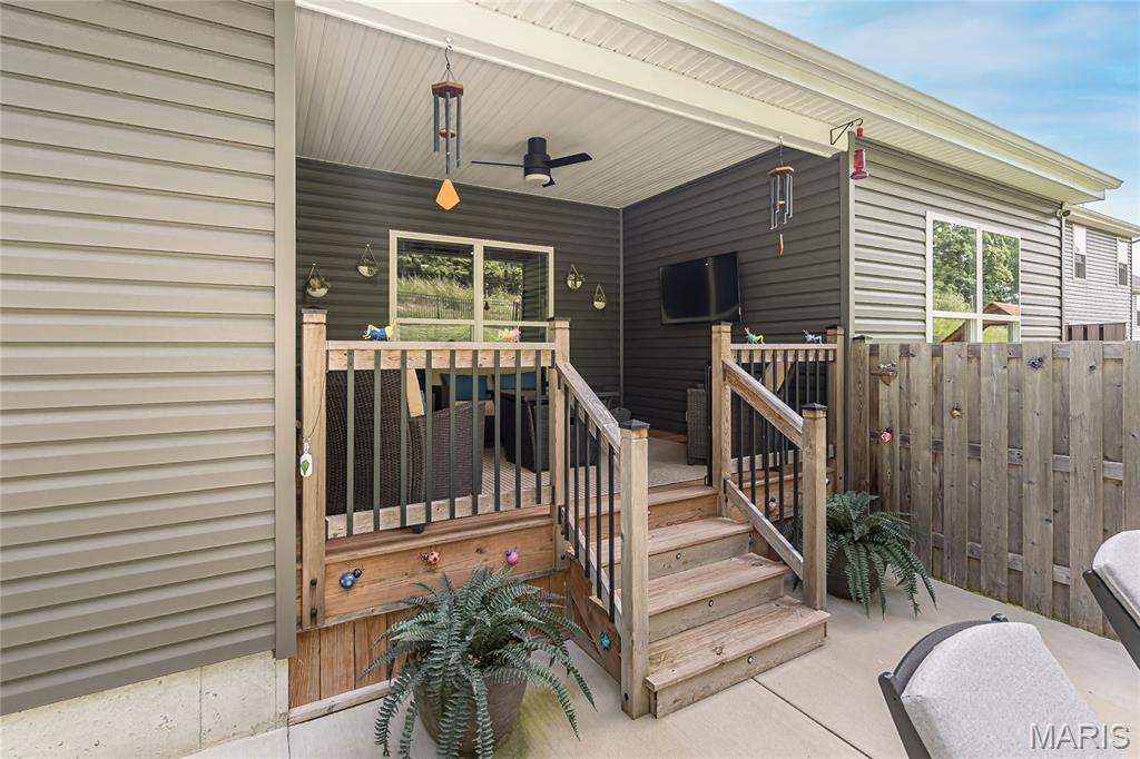 922 Boulder Crest Court Property Photo 48
