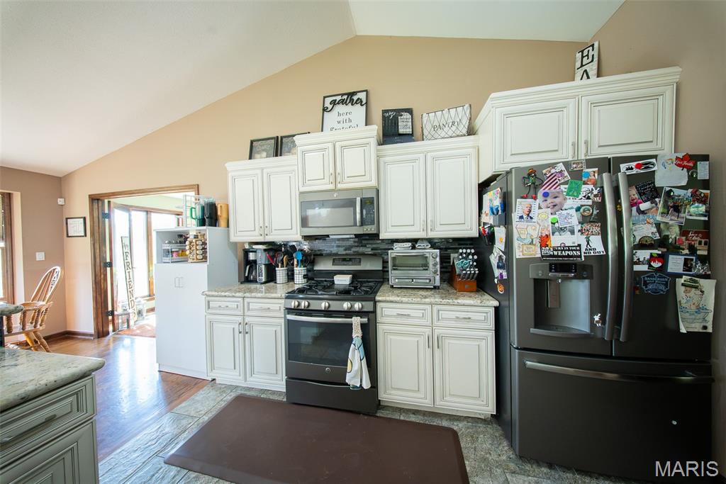 2202 Lindberg Road Property Photo 19