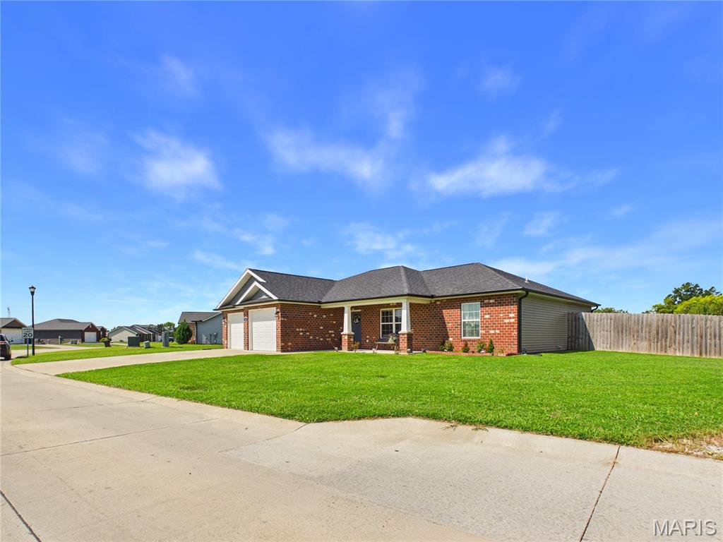 124 Fraser Ridge Property Photo 4