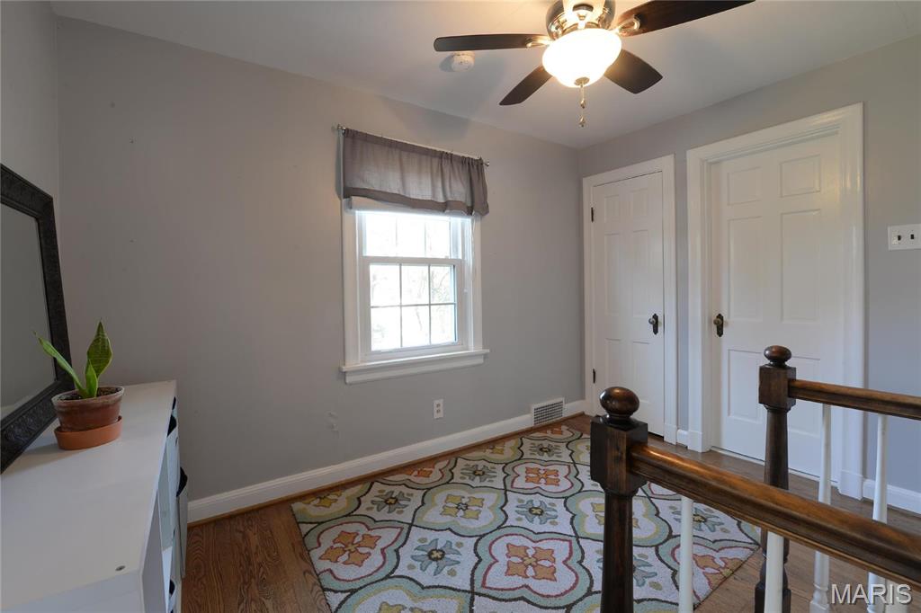 929 Robert Place Property Photo 29