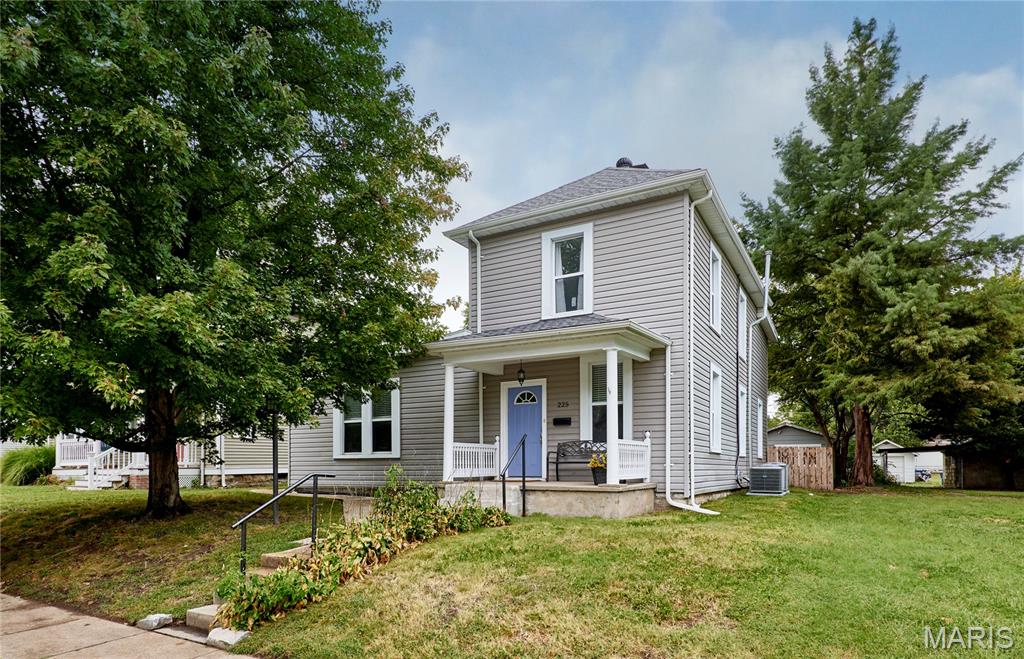 225 Houston Street Property Photo 1