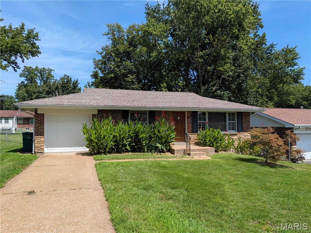 1211 Forest Home Drive Property Photo 1
