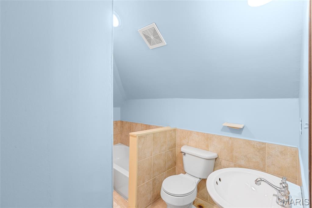 6120 Victoria Avenue 0 Property Photo 53