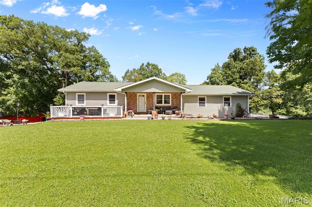 10548 W State Highway 8 Property Photo 1