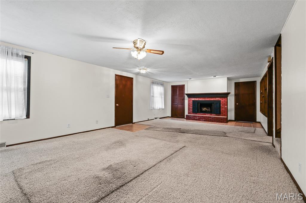 5418 Paw Paw Lane Property Photo 4