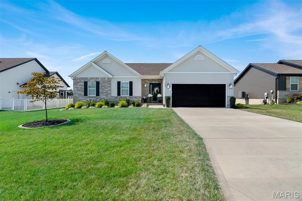 522 Clarks Crossing Property Photo 1