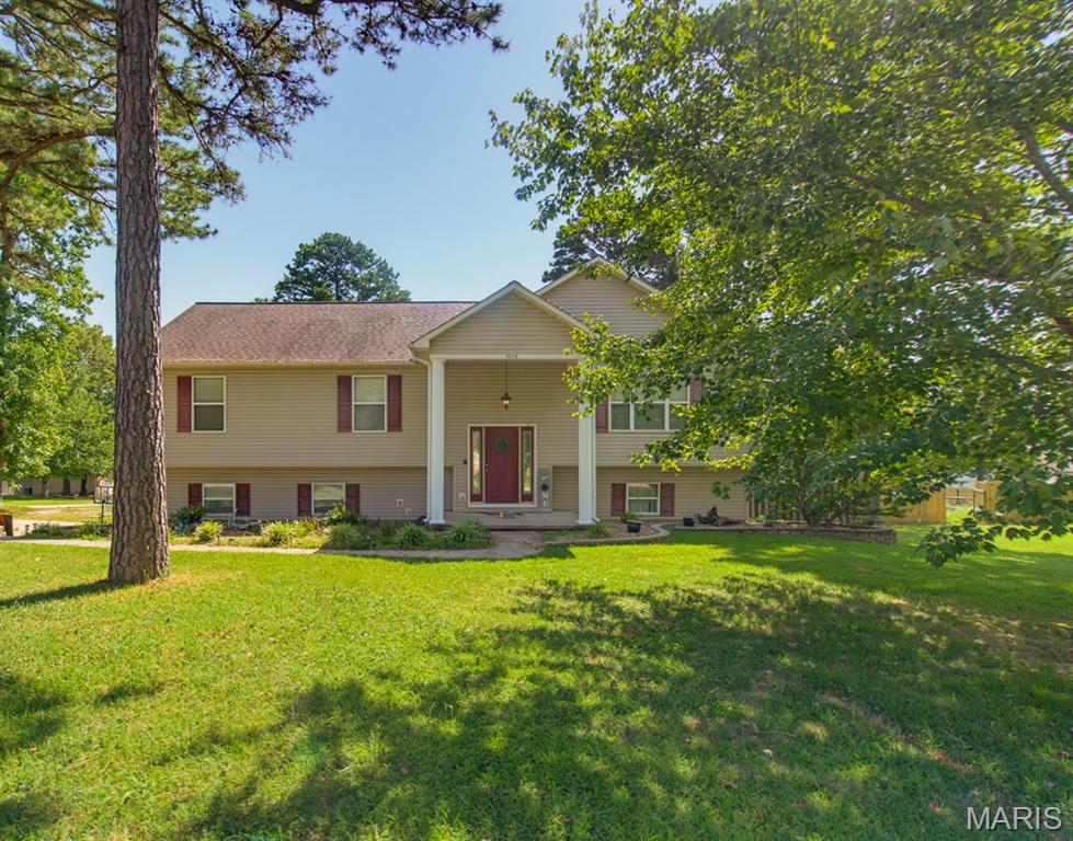 3038 Wolf Run Property Photo 4