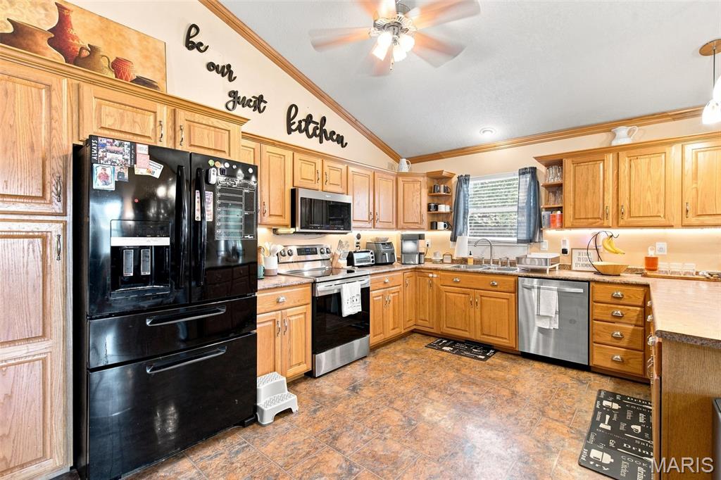 3038 Wolf Run Property Photo 11