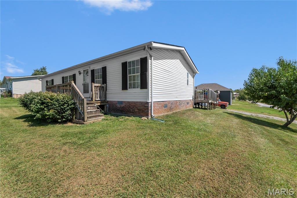 114 Hickory Drive Property Photo 3