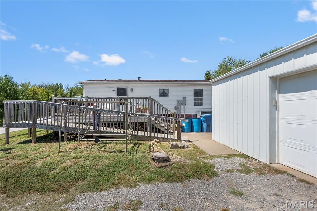 114 Hickory Drive Property Photo 6