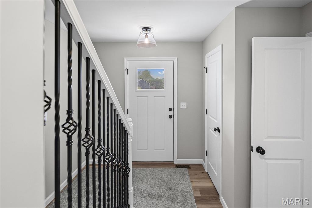 208 Bunkum Woods Drive Property Photo 6
