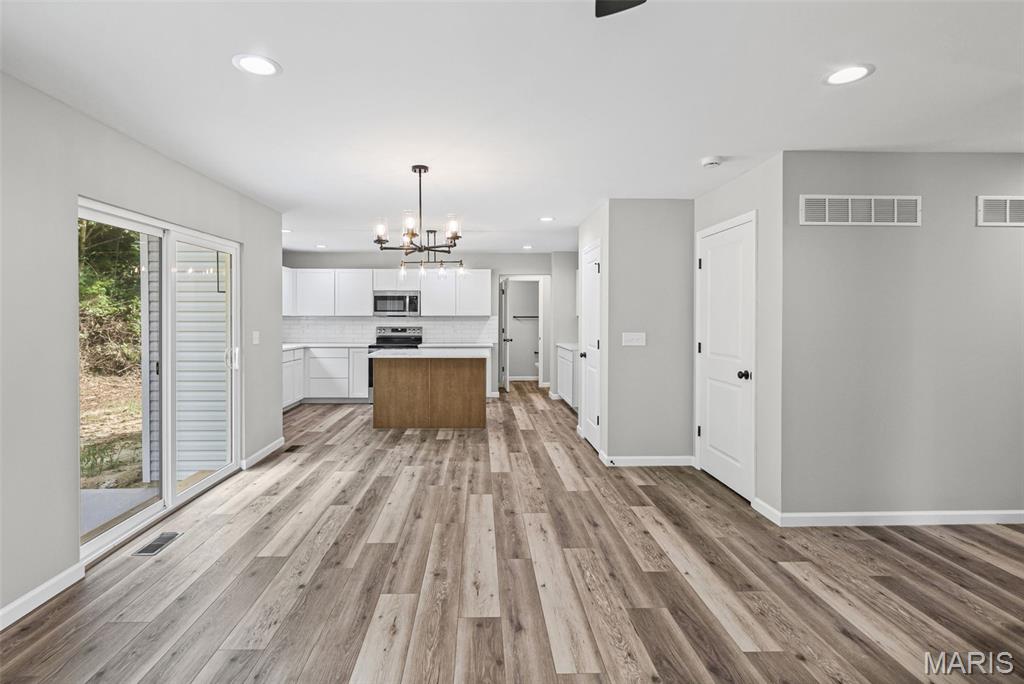 208 Bunkum Woods Drive Property Photo 13