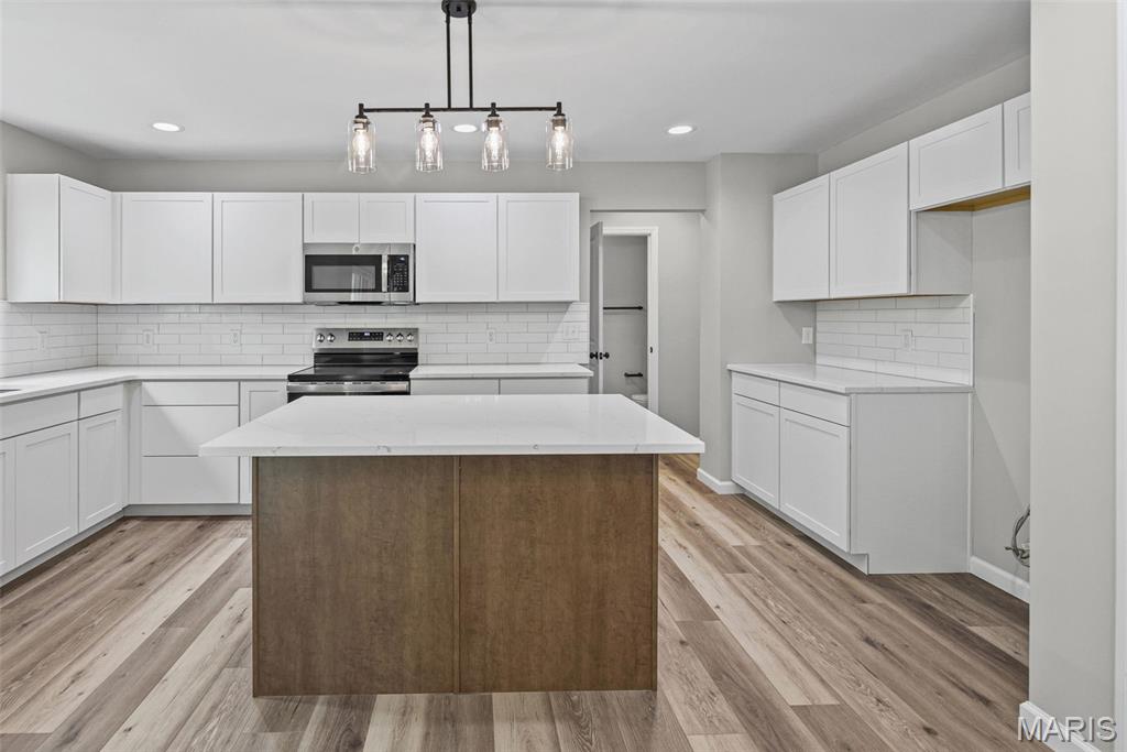 208 Bunkum Woods Drive Property Photo 16