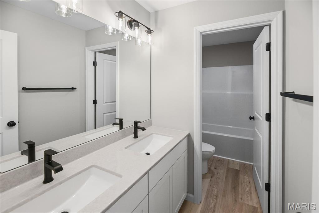 208 Bunkum Woods Drive Property Photo 33