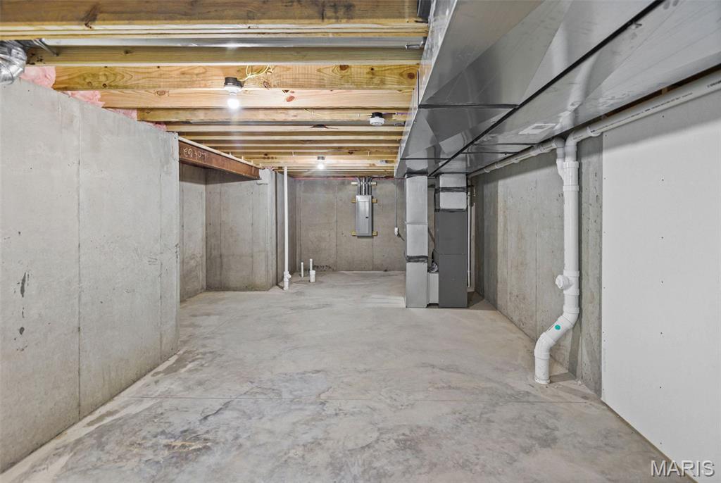 208 Bunkum Woods Drive Property Photo 35