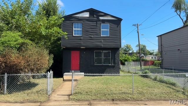 4137 E Lee Avenue